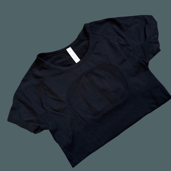 Lululemon Black Compression workout athletic shirt Tshirt size 4 small - Picture 5 of 6